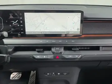 2025 Kia EV9 с пробегом 10 725 км