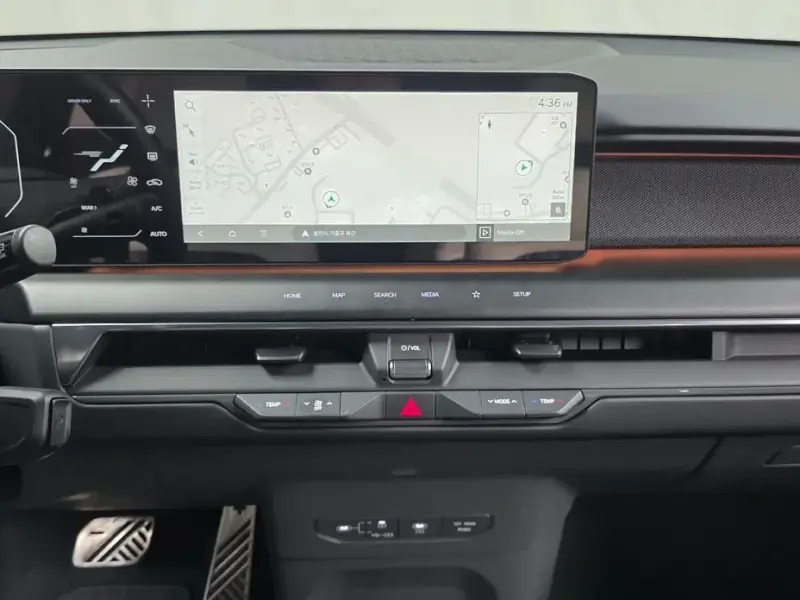 2025 Kia EV9 с пробегом 10 725 км