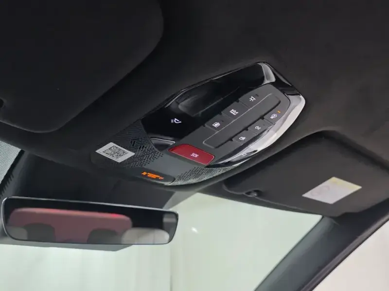 2025 Kia EV9 с пробегом 10 725 км