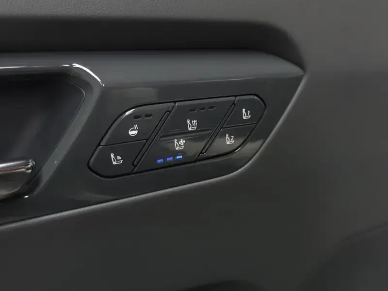 2025 Kia EV9 с пробегом 10 725 км