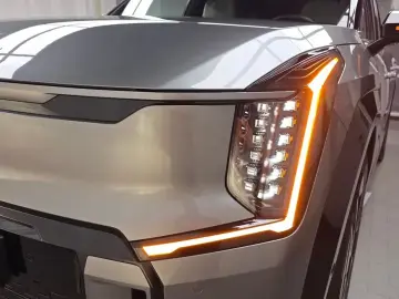 2025 Kia EV9 с пробегом 10 725 км