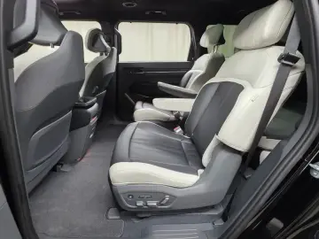 2025 Kia EV9 с пробегом 7 685 км