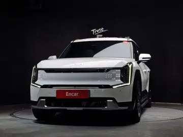 2023 Kia EV9 с пробегом 40 969 км