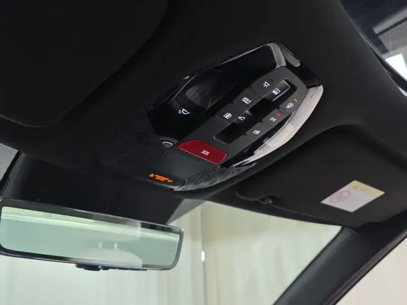 2025 Kia EV9 с пробегом 7 685 км