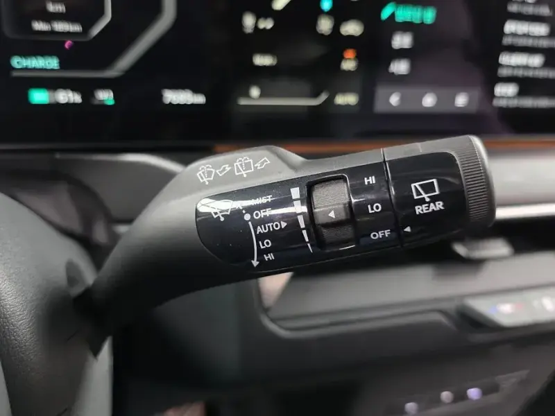 2025 Kia EV9 с пробегом 7 685 км