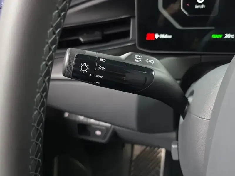 2025 Kia EV9 с пробегом 7 685 км
