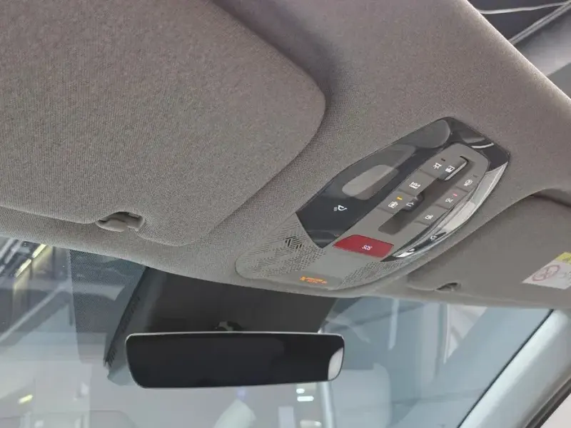 2023 Kia EV9 с пробегом 40 969 км