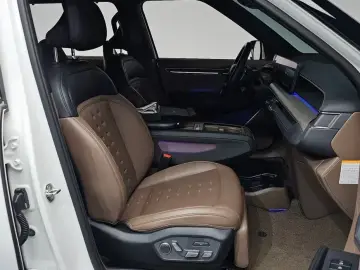 2023 Kia EV9 с пробегом 59 263 км