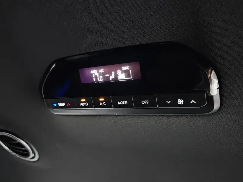 2023 Kia EV9 с пробегом 59 263 км