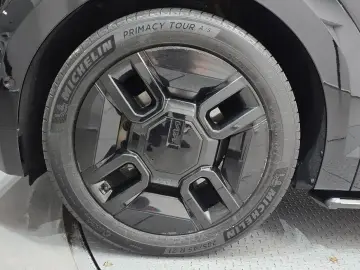 2023 Kia EV9 с пробегом 52 791 км