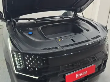 2023 Kia EV9 с пробегом 52 791 км
