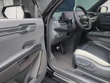 2023 Kia EV9 с пробегом 52 791 км