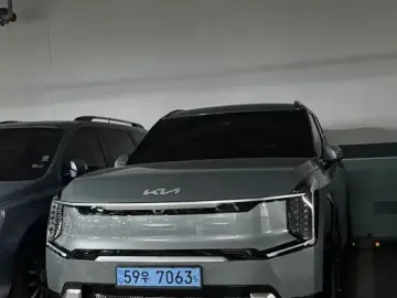 2023 Kia EV9 с пробегом 45 792 км