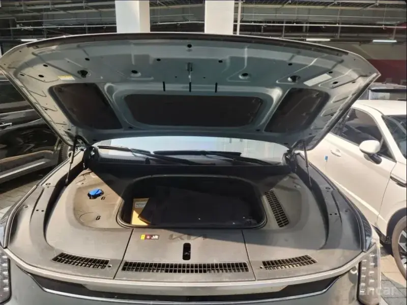 2023 Kia EV9 с пробегом 45 792 км