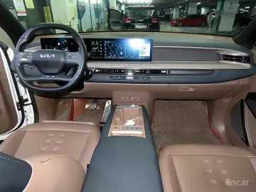 2023 Kia EV9 с пробегом 45 100 км
