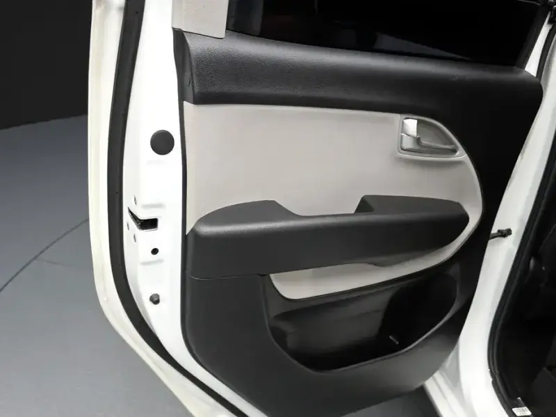 2023 Kia Ray с пробегом 27 886 км