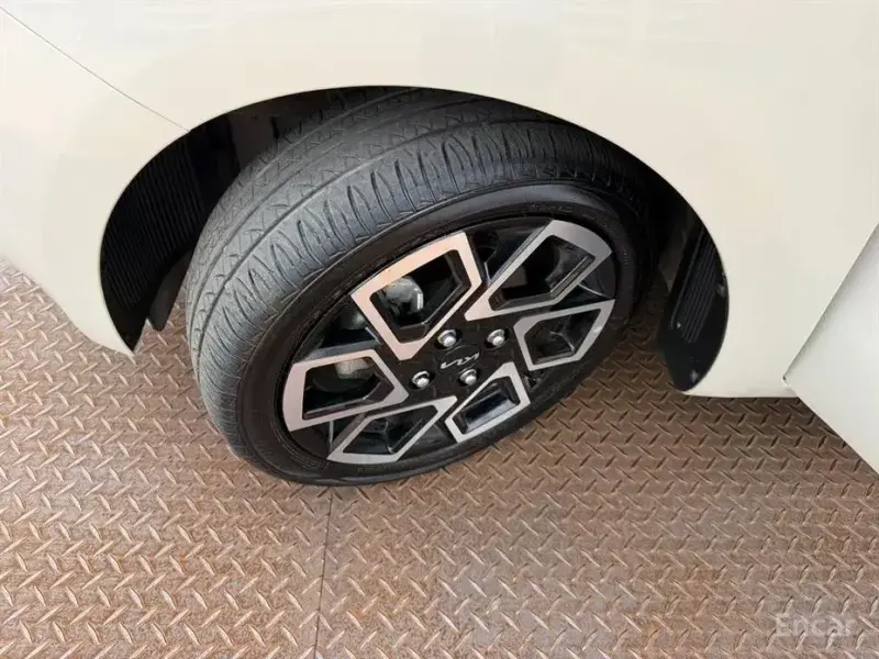 2023 Kia Ray с пробегом 24 639 км