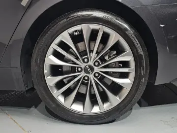 2022 Kia K9 с пробегом 57 411 км