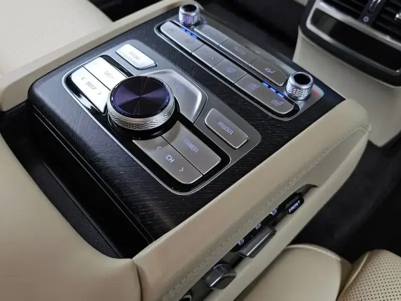 2022 Kia K9 с пробегом 50 606 км