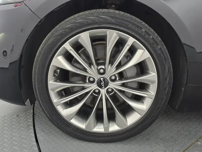 2022 Kia K9 с пробегом 77 037 км