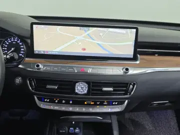 2022 Kia K9 с пробегом 77 037 км