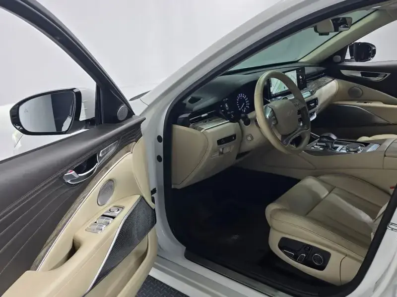 2022 Kia K9 с пробегом 97 854 км