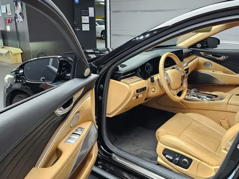 2022 Kia K9 с пробегом 81 009 км