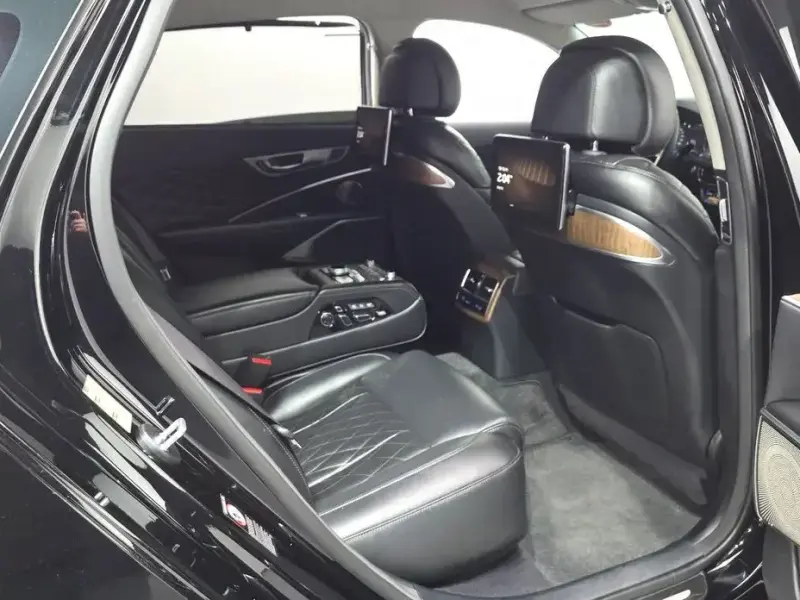 2023 Kia K9 с пробегом 85 598 км