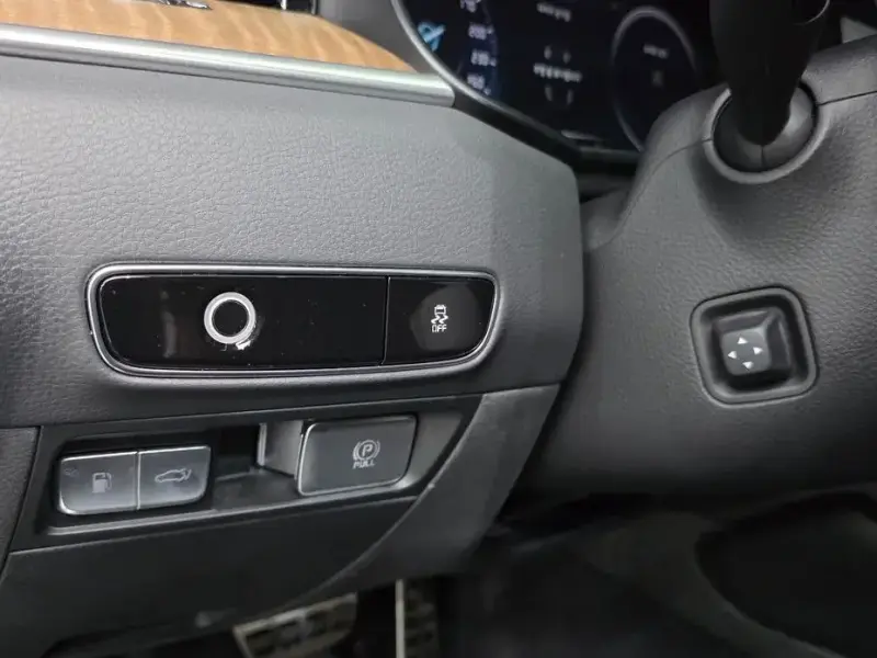 2023 Kia K9 с пробегом 55 557 км