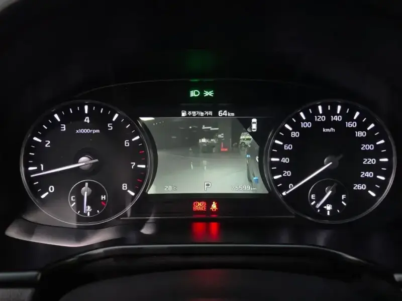 2022 Kia K9 с пробегом 75 599 км