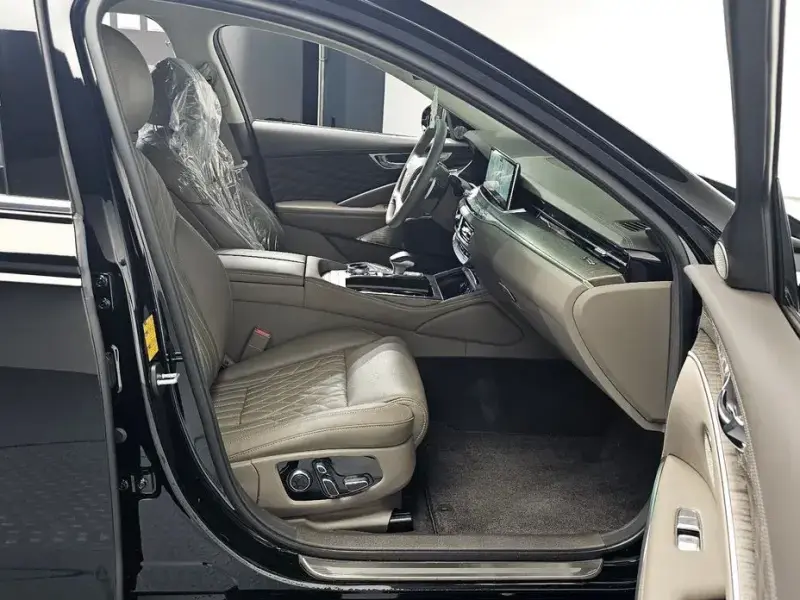 2023 Kia K9 с пробегом 24 247 км
