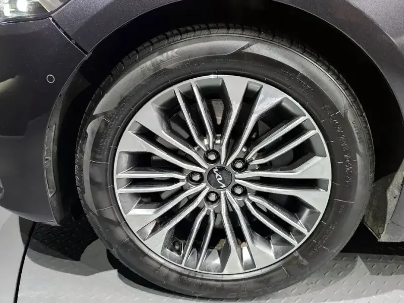 2023 Kia K9 с пробегом 56 561 км