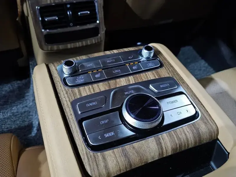 2023 Kia K9 с пробегом 56 561 км