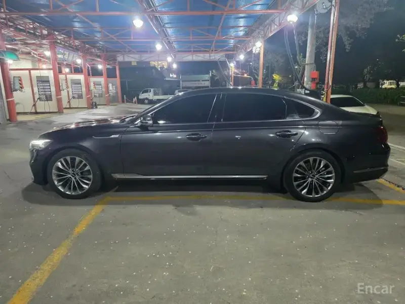2023 Kia K9 с пробегом 83 000 км