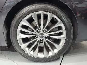 2022 Kia K9 с пробегом 64 017 км