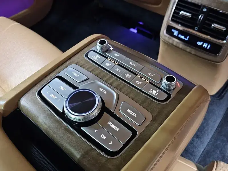2022 Kia K9 с пробегом 34 690 км