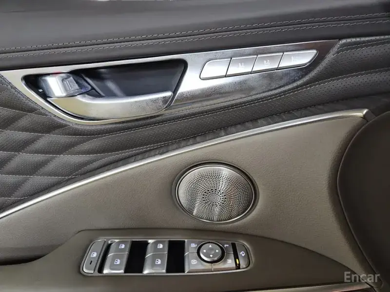 2022 Kia K9 с пробегом 92 909 км