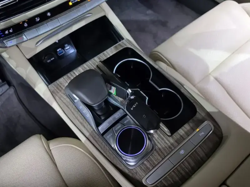2023 Kia K9 с пробегом 27 275 км