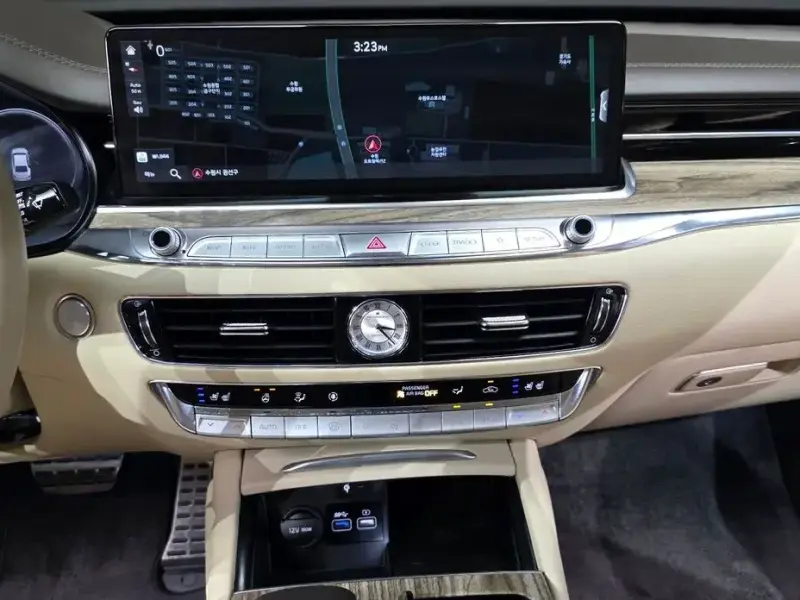 2023 Kia K9 с пробегом 27 275 км