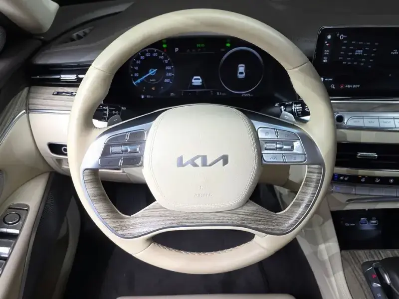 2023 Kia K9 с пробегом 27 275 км