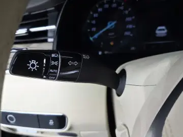 2023 Kia K9 с пробегом 27 275 км