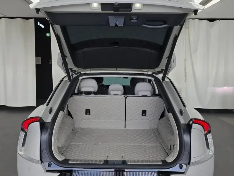 2022 Kia EV6 с пробегом 73 178 км
