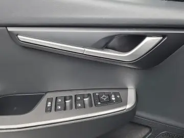 2022 Kia EV6 с пробегом 27 540 км