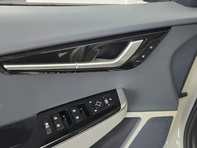 2022 Kia EV6 с пробегом 73 178 км