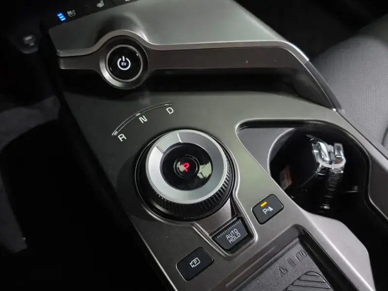 2024 Kia EV6 с пробегом 40 173 км
