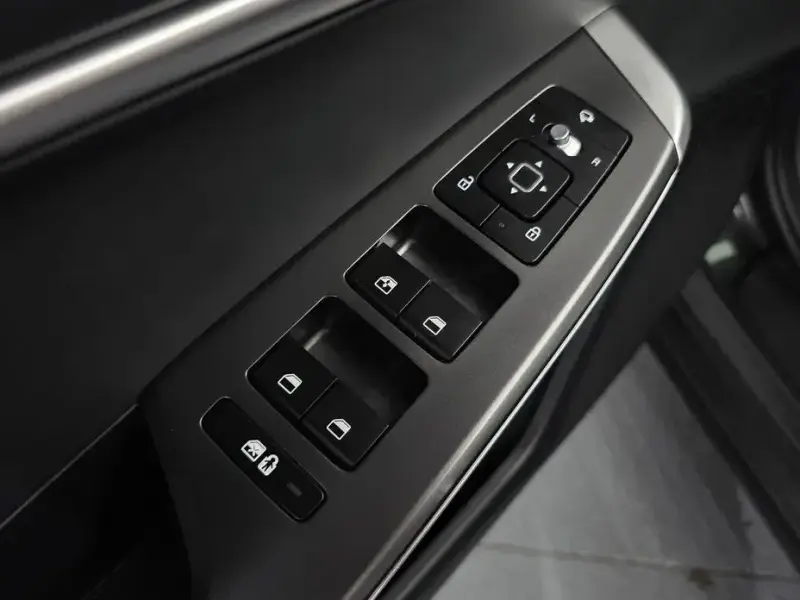 2024 Kia EV6 с пробегом 40 173 км