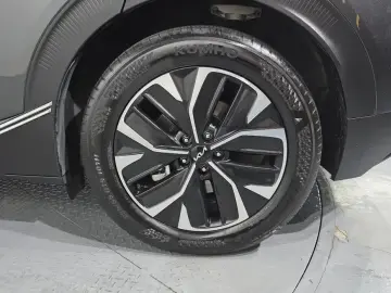 2024 Kia EV6 с пробегом 40 173 км
