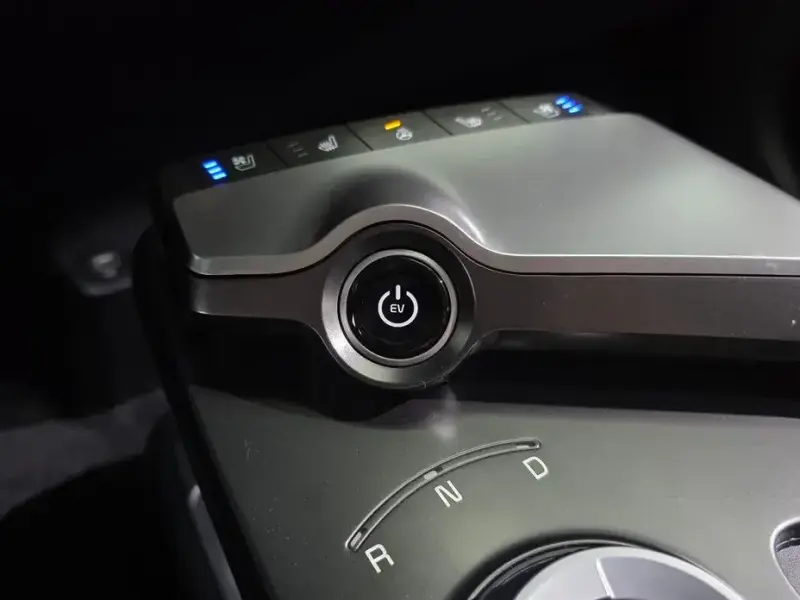 2024 Kia EV6 с пробегом 40 173 км