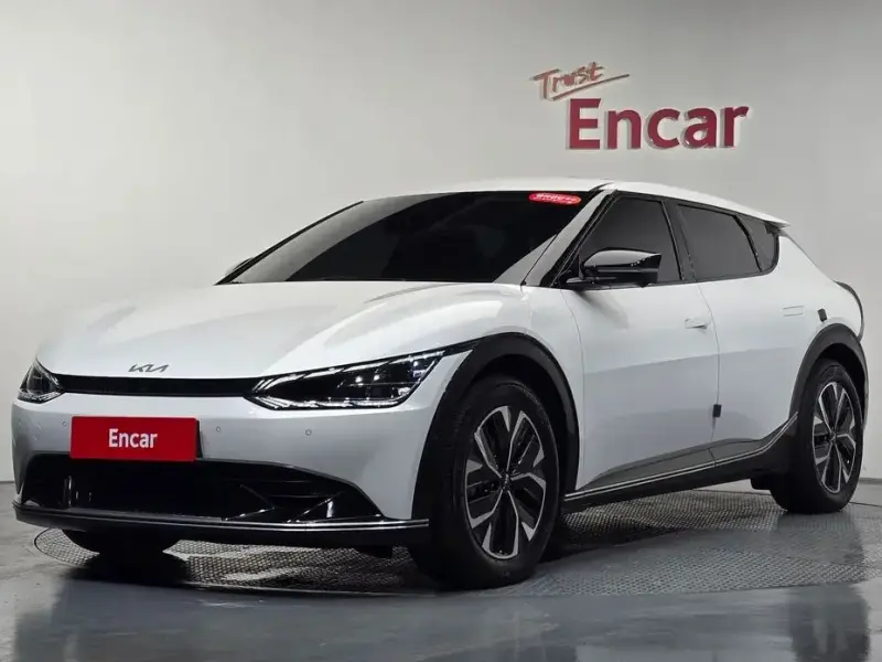 2023 Kia EV6 с пробегом 41 589 км
