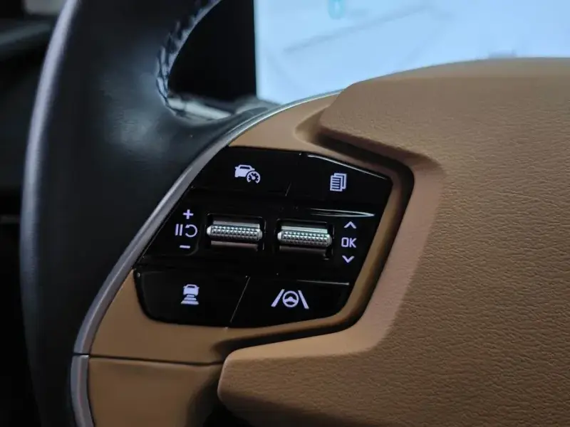 2023 Kia EV6 с пробегом 41 589 км